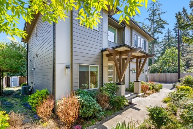 Building Photo - 4bd/2.75ba Seattle Home