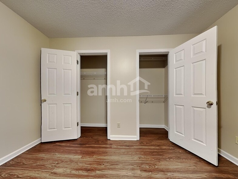 Building Photo - 2366 Carrol Ridge Ln