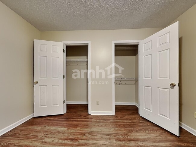 Building Photo - 2366 Carrol Ridge Ln