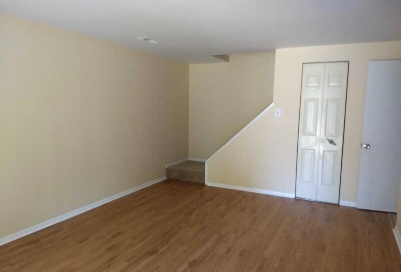 Building Photo - 743 Jackson St