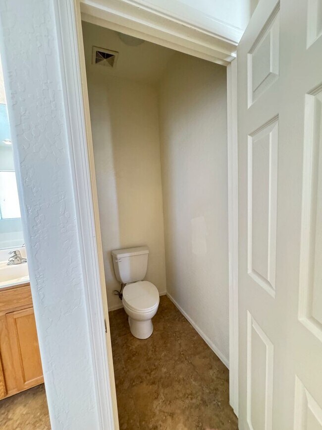 Building Photo - Queen Creek 4 bed 2.5 bath For rent