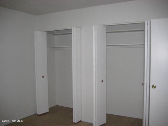 Building Photo - ADORABLE APACHE JUNCTION TWO-BEDROOM!