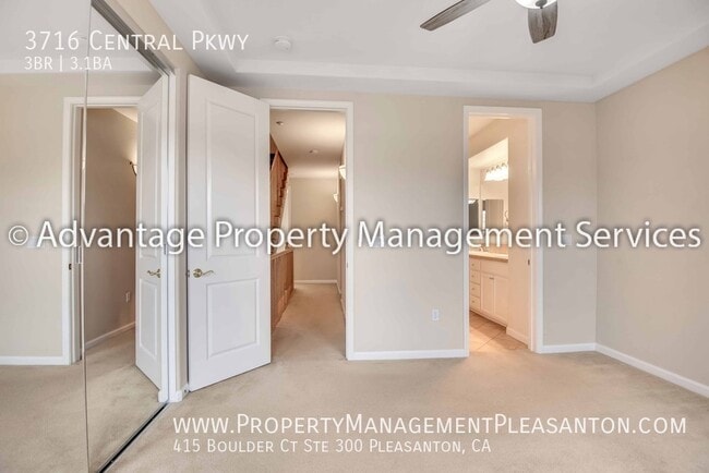 Building Photo - 3716 Central Pkwy