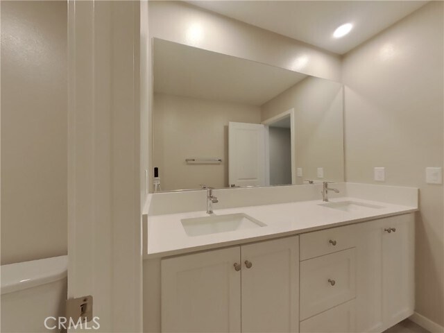 Building Photo - 31704 Willowood Way