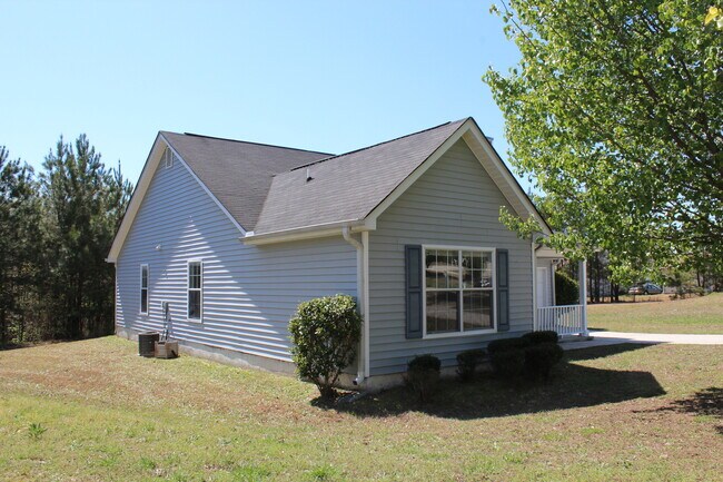 Building Photo - Coming Soon - Charming Ranch Style 3 Bedro...