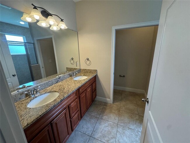 Building Photo - 33927 Emerald Pond Loop