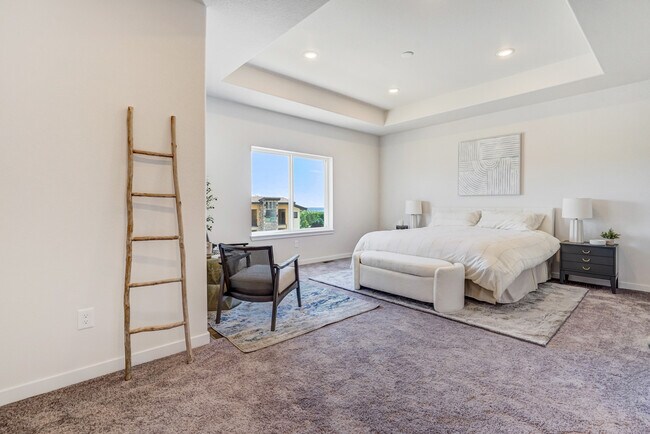 Building Photo - 5763 Villa Lorenzo Dr
