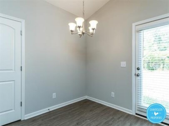 Building Photo - 1404 Ikes Pond Ln