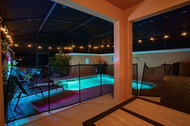 Building Photo - Stunning 4BR Resort Home in Four Corners, ...
