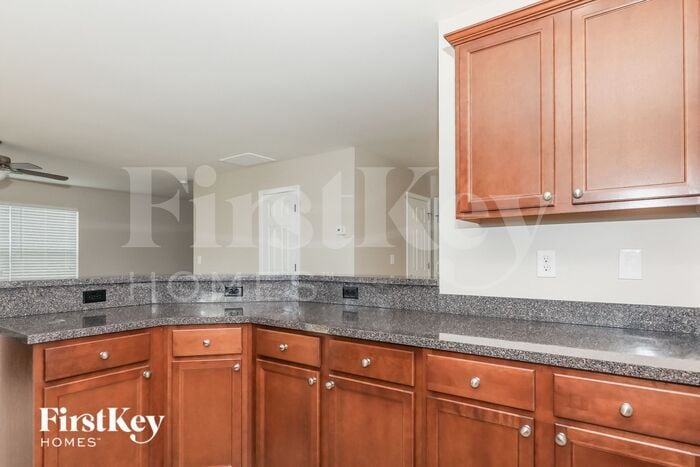 Building Photo - 2711 Gusty Ln