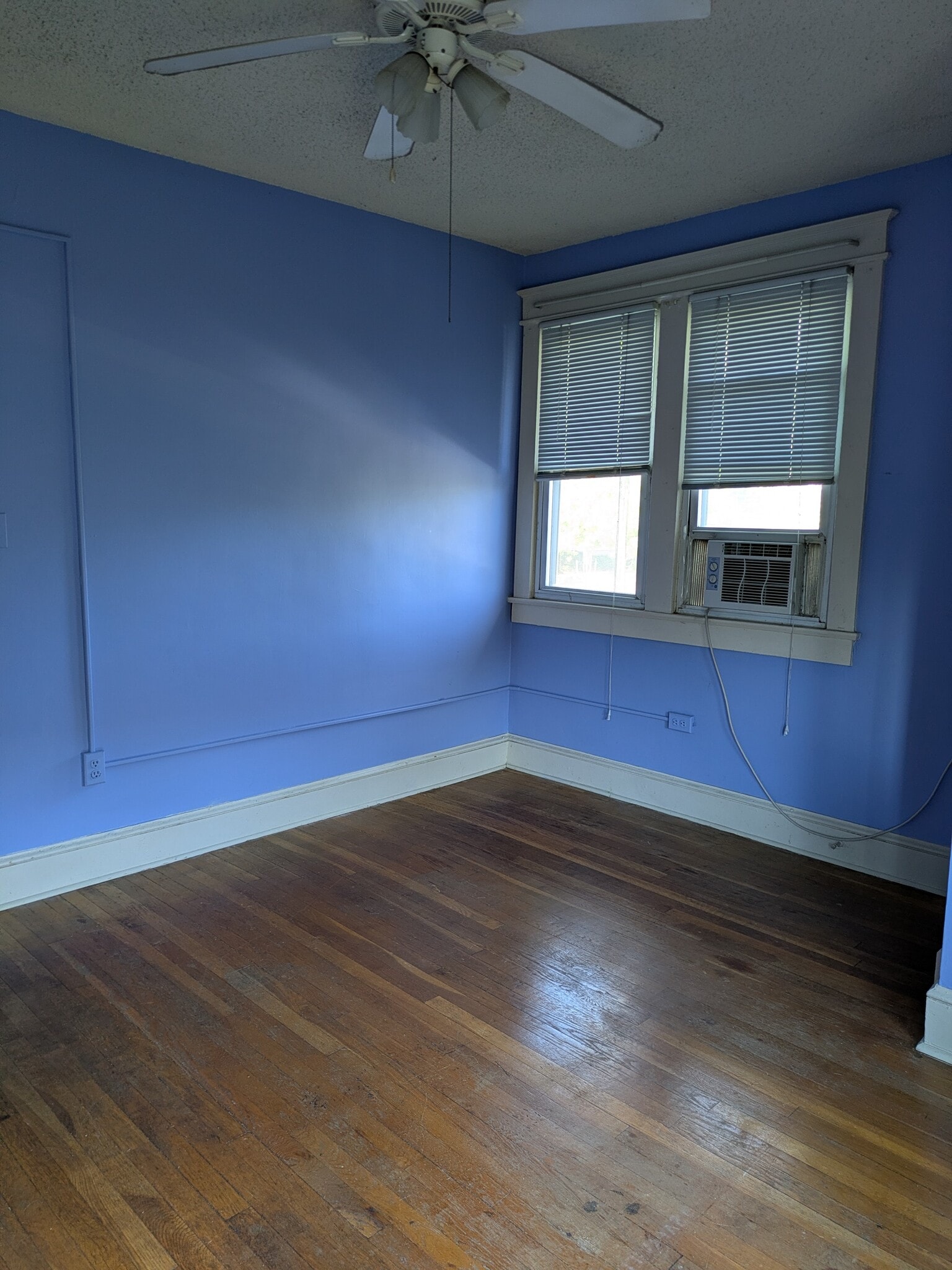 bedroom 1 - 6604 1st St NW