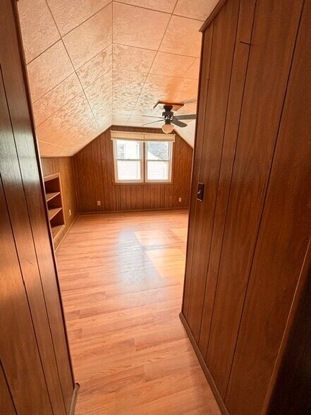 Building Photo - 106 Grimm Heights Ave
