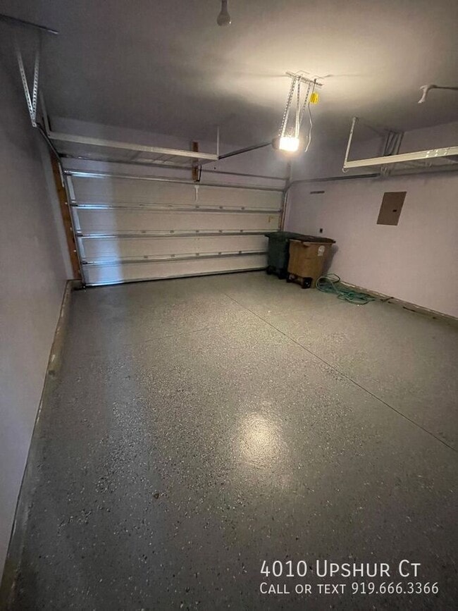 Building Photo - 4010 Upshur Ct