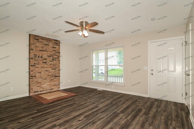 Building Photo - 29 El Perro Dr
