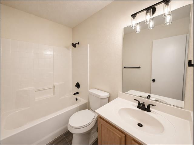 Building Photo - 6409 Riverwater Trail