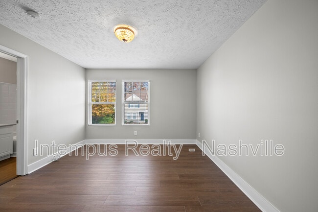 Building Photo - 5856 Monroe Crossing