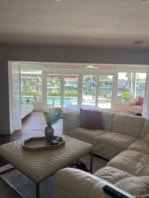 Building Photo - 4165 49th Ave S