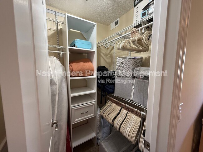 Building Photo - 4786 Yacht Ct