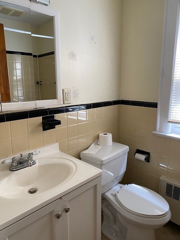 Building Photo - 460A Highland Ave