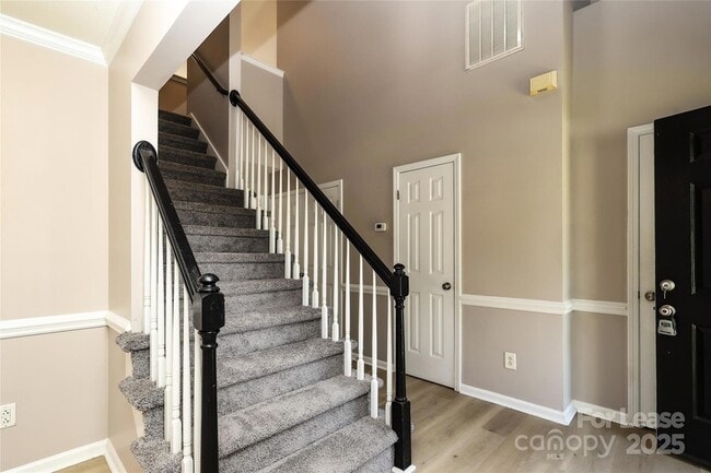 Building Photo - 4112 Chatterleigh Dr
