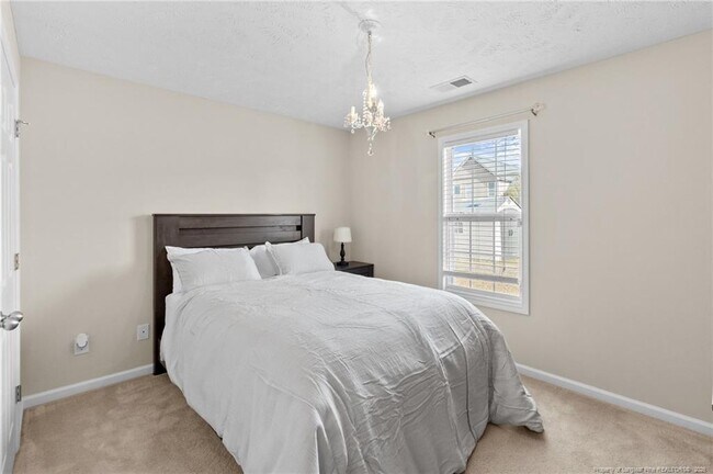 Building Photo - 255 Collinwood Dr