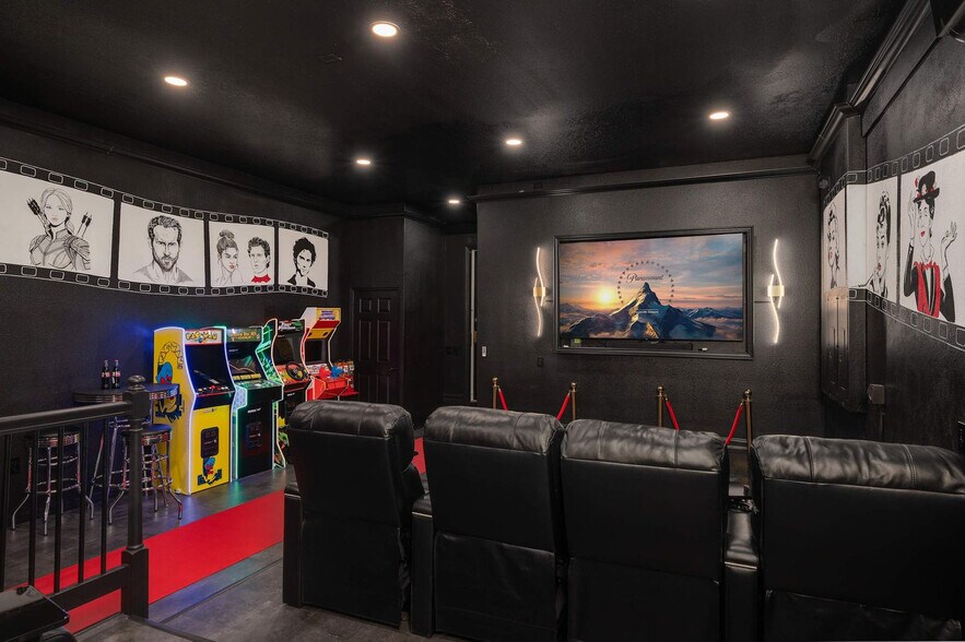 Building Photo - 1227 Radiant St