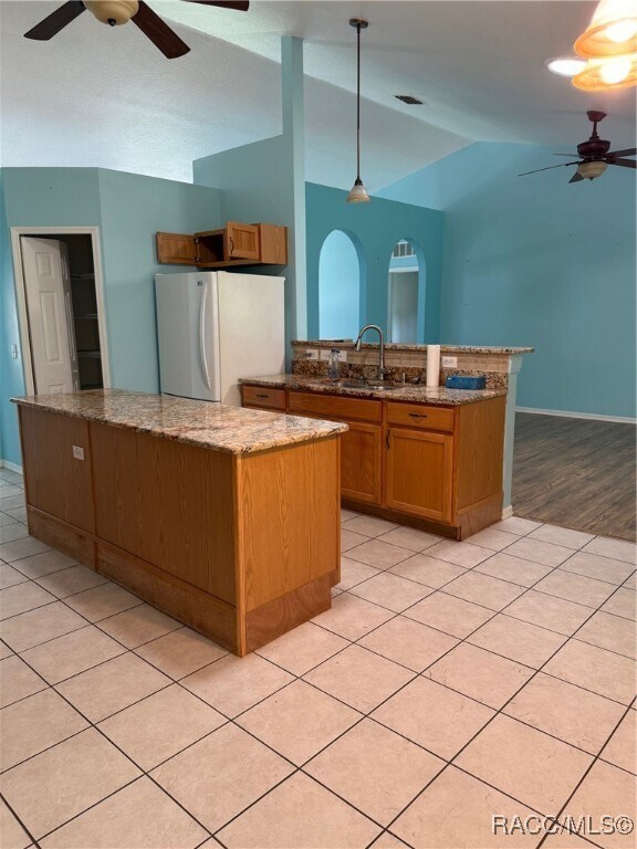 Building Photo - 3 Lindwood Ct