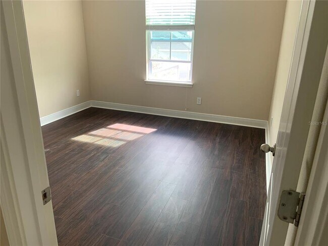 Building Photo - 8706 Tavistock Lakes Blvd