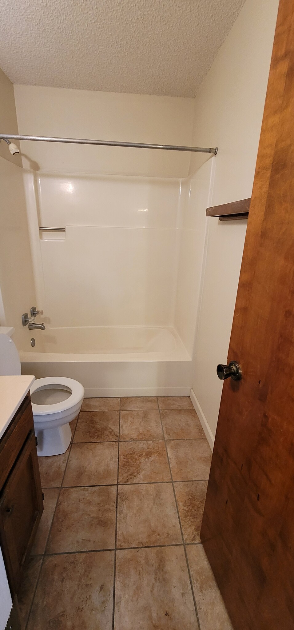 Master Bathroom - 1748 Port Dr