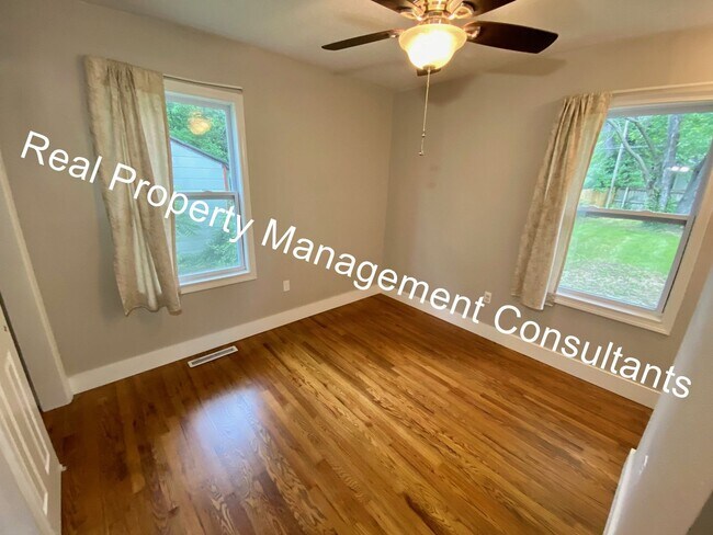 Building Photo - Updated 3-Bedroom Warrensburg Home with Modern Features and Outdoor Oasis!