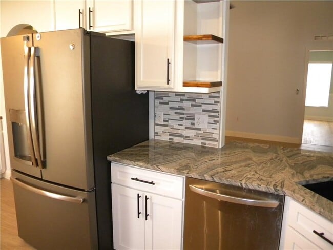 Building Photo - 1821 Corner Meadow Cir