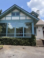 Building Photo - 584 N Milledge Ave