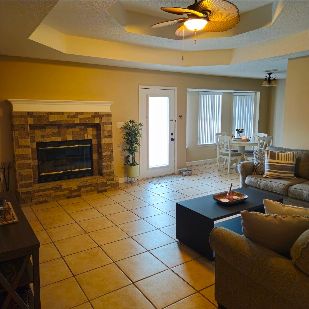 Building Photo - 2253 Kerra Ln