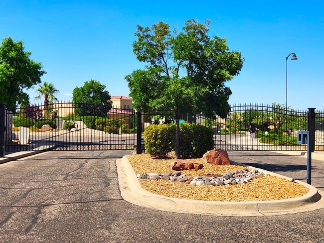 Building Photo - 3635 Arroyo Verde St
