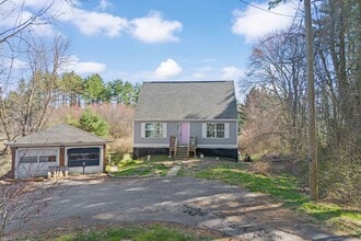 Building Photo - 7 Pheasant Run