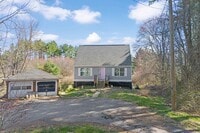 Building Photo - 7 Pheasant Run