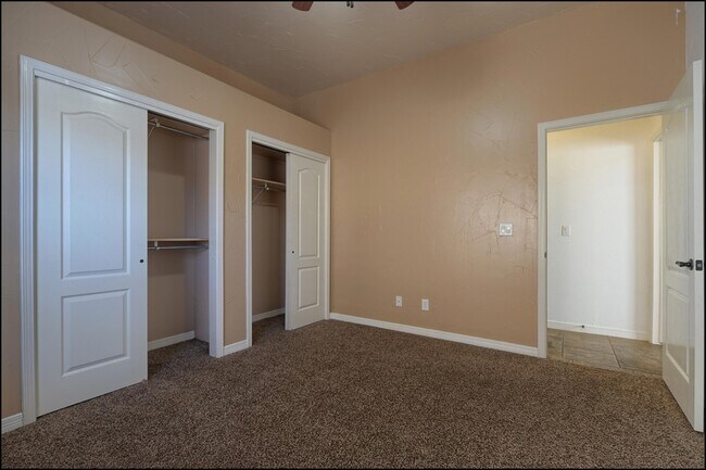Building Photo - 3065 Snowy Point Dr