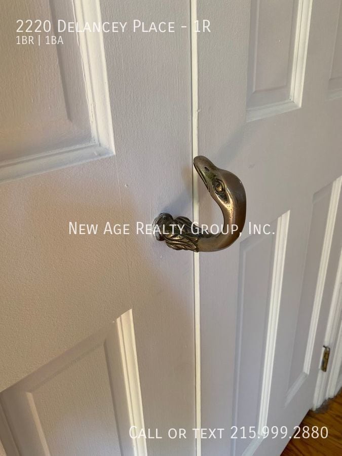 Building Photo - 2220 Delancey St