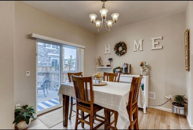 Building Photo - 24886 E Calhoun Plz