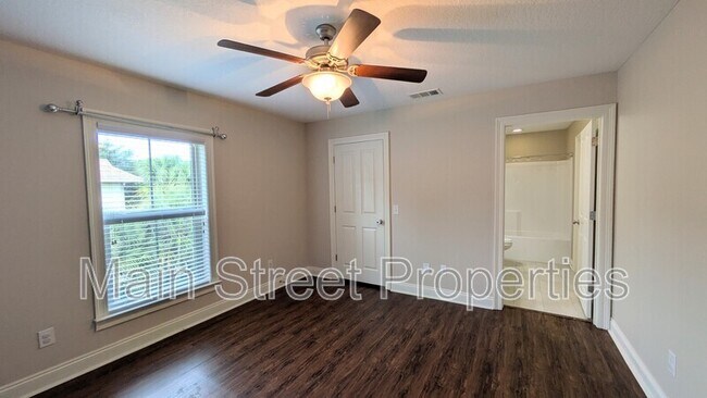 Building Photo - 10692 Squall Line Rd