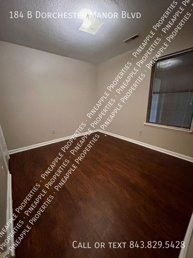 Building Photo - 184B Dorchester Manor Blvd