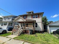 Building Photo - 1351 Berdan Ave