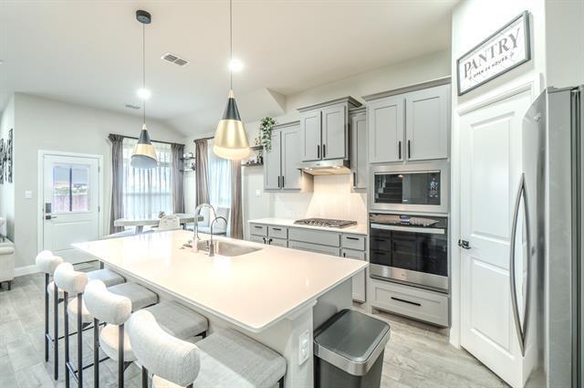 Building Photo - 3105 Lionsgate Dr