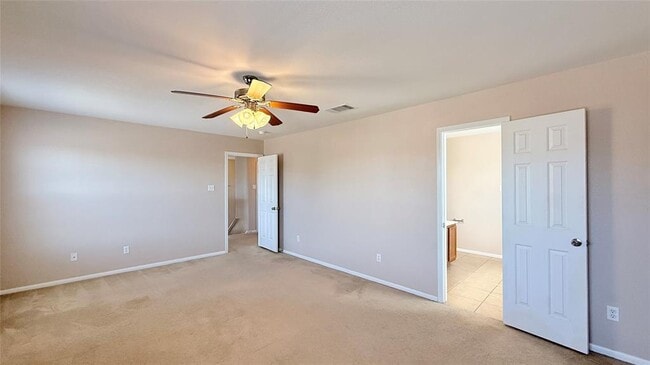 Building Photo - 511 Taurus Dr