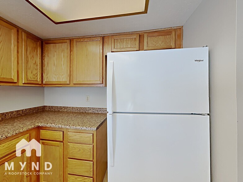 Building Photo - 5924 N 83rd St