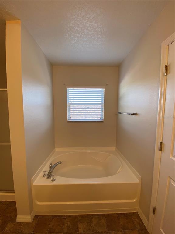 Building Photo - 3826 Klondike Pl