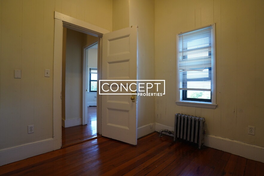 Building Photo - 41 Bay State Rd