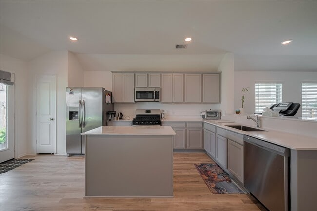 Building Photo - 5703 Knox Lndg Dr