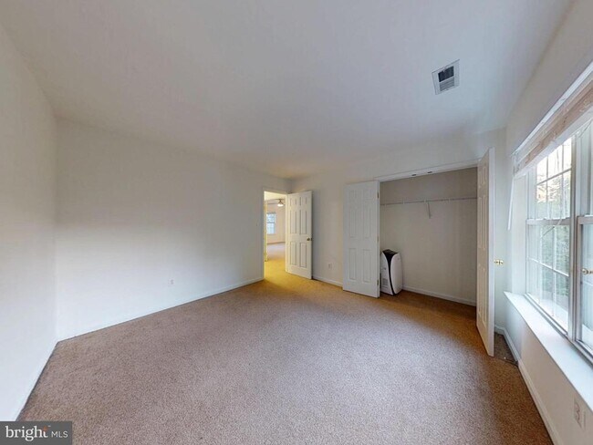 Building Photo - 1379 Dominion Ridge Ln