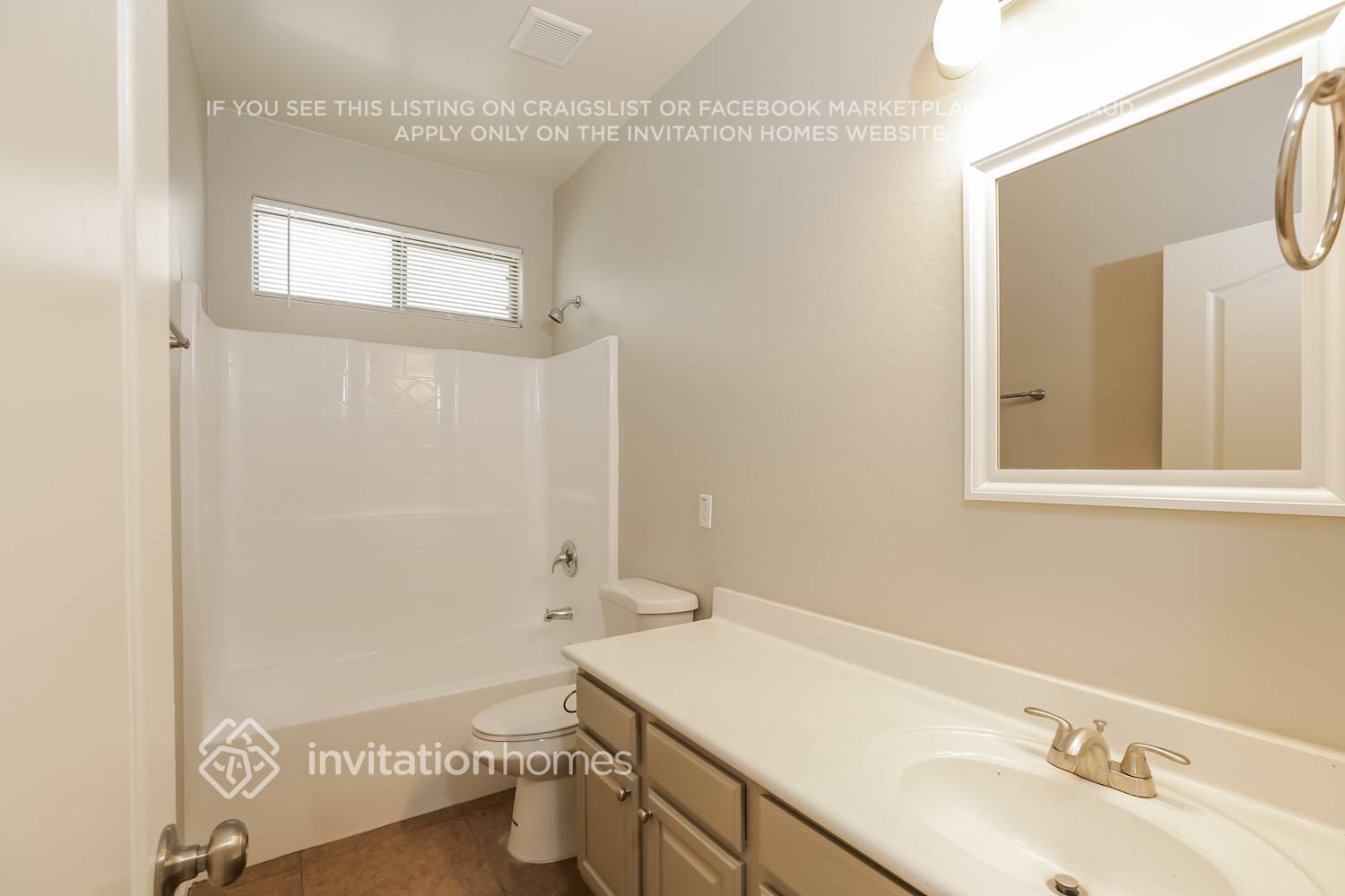 Building Photo - 3726 W Apollo Rd